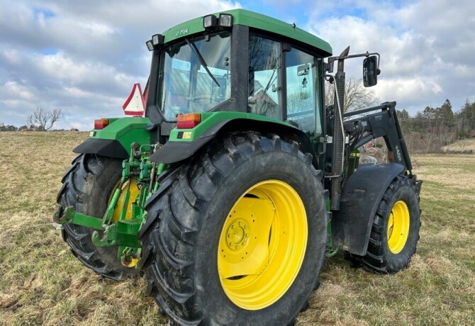 2002-traktor-john-deere-6310-big-6