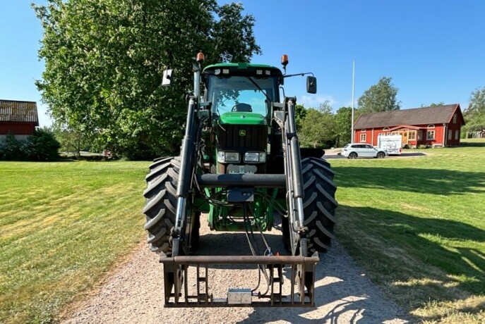 2006-traktor-john-deere-6920-big-2