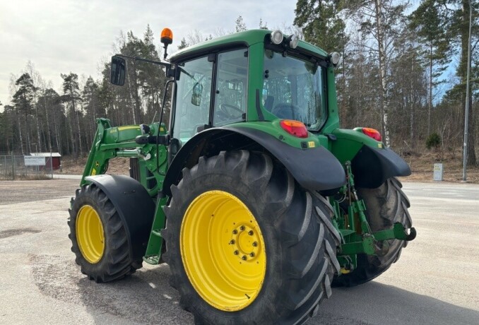 2007-traktor-john-deere-6430-big-3