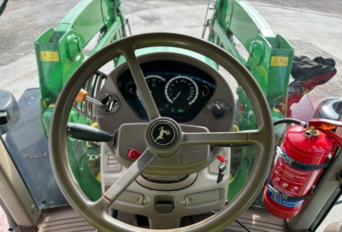 2007-traktor-john-deere-6430-big-16