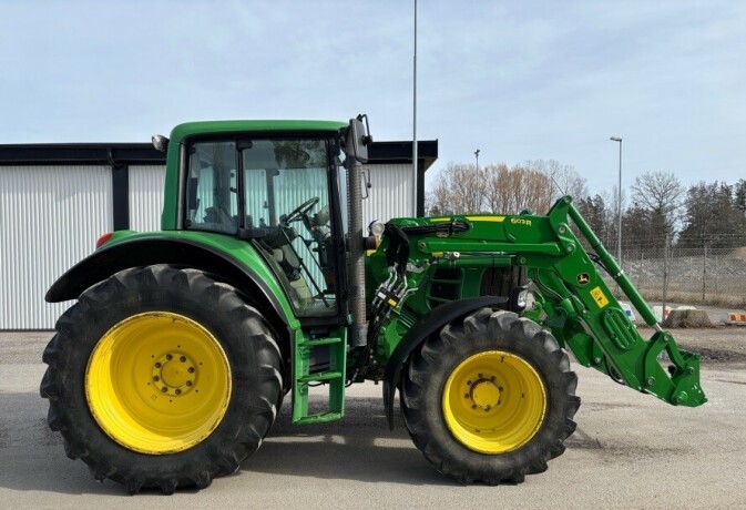 2007-traktor-john-deere-6430-big-12