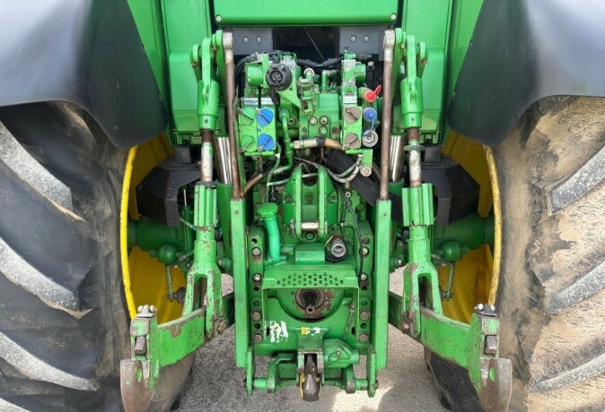 2007-traktor-john-deere-6430-big-7