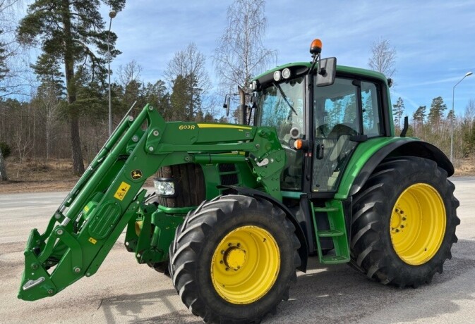 2007-traktor-john-deere-6430-big-4