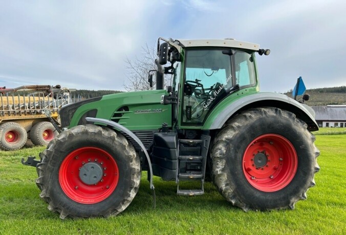 2011-traktor-fendt-930-big-6