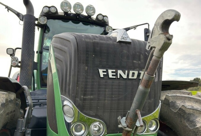 2011-traktor-fendt-930-big-9