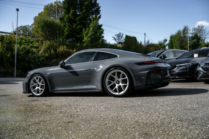 porsche-911-bensin-2025-big-6