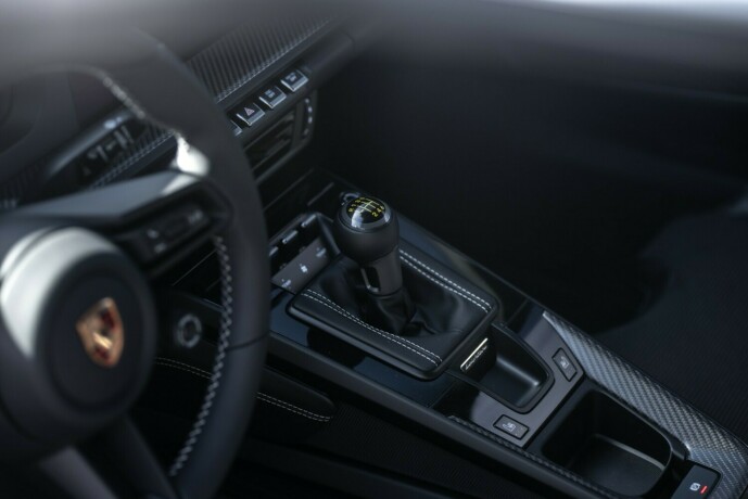 porsche-911-bensin-2025-big-11