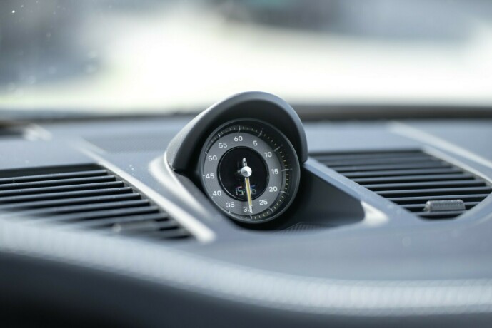 porsche-911-bensin-2025-big-20
