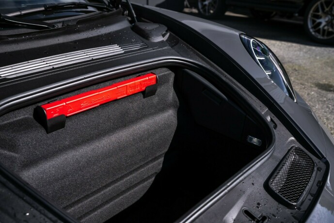 porsche-911-bensin-2025-big-33