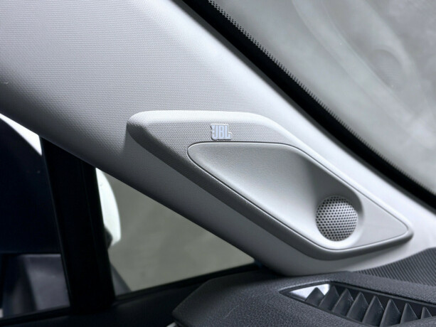 toyota-rav4-elektrisitetbensin-2019-big-16