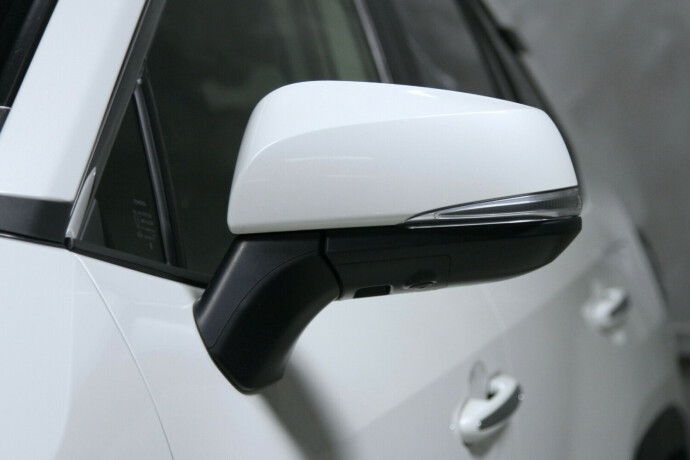 toyota-rav4-elektrisitetbensin-2019-big-24
