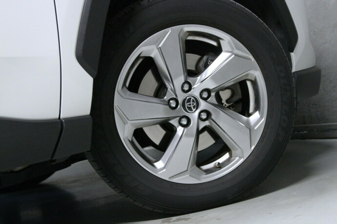 toyota-rav4-elektrisitetbensin-2019-big-34
