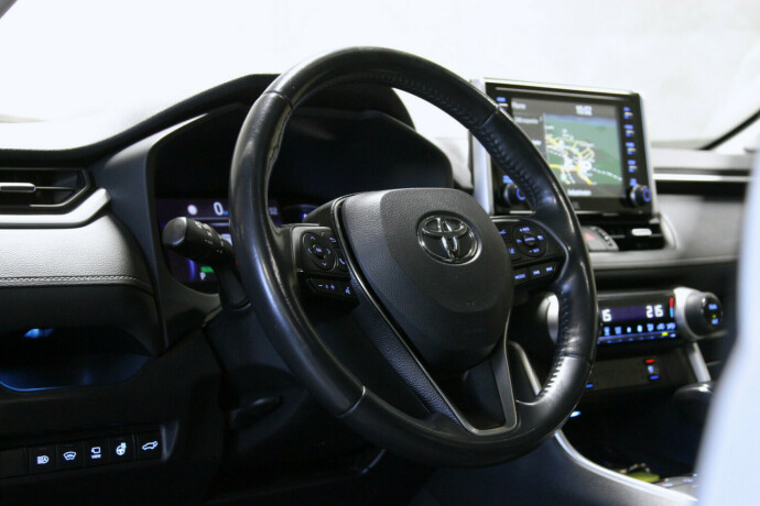 toyota-rav4-elektrisitetbensin-2019-big-17