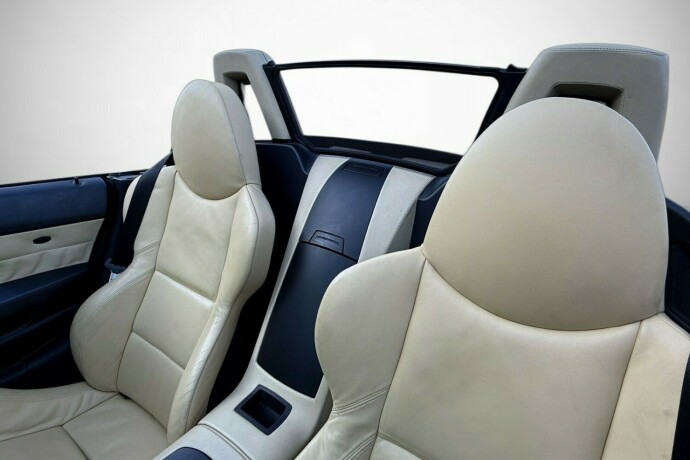 bmw-z4-bensin-2005-big-21