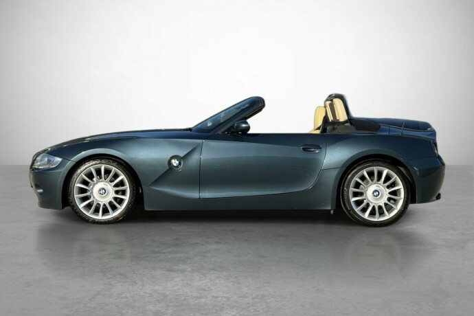 bmw-z4-bensin-2005-big-7