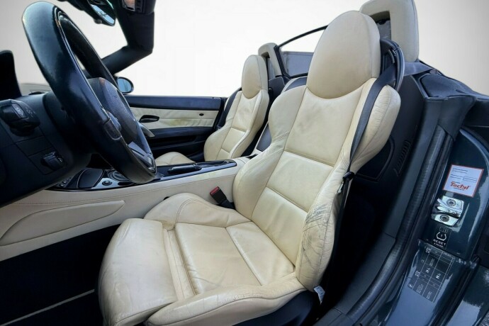 bmw-z4-bensin-2005-big-19