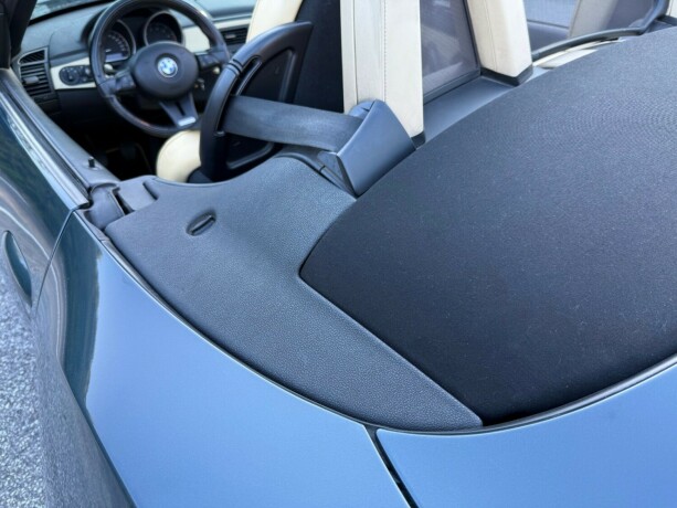 bmw-z4-bensin-2005-big-40
