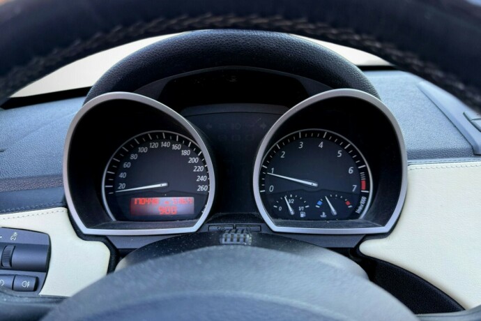 bmw-z4-bensin-2005-big-22