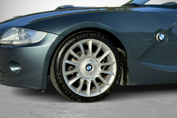 bmw-z4-bensin-2005-big-6