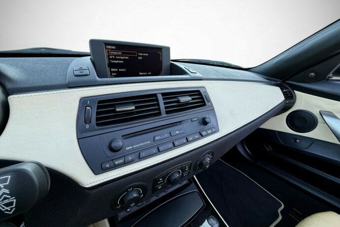 bmw-z4-bensin-2005-big-34