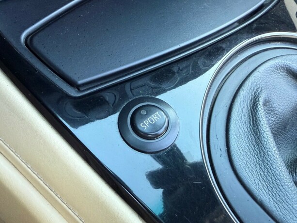 bmw-z4-bensin-2005-big-30