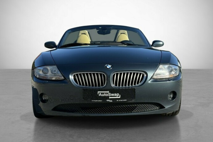 bmw-z4-bensin-2005-big-2