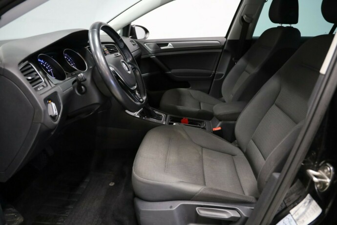 volkswagen-golf-elektrisitet-2020-big-4