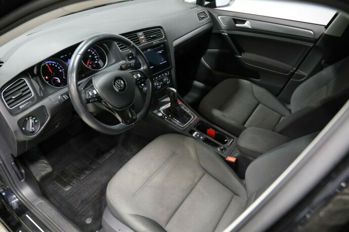 volkswagen-golf-elektrisitet-2020-big-5