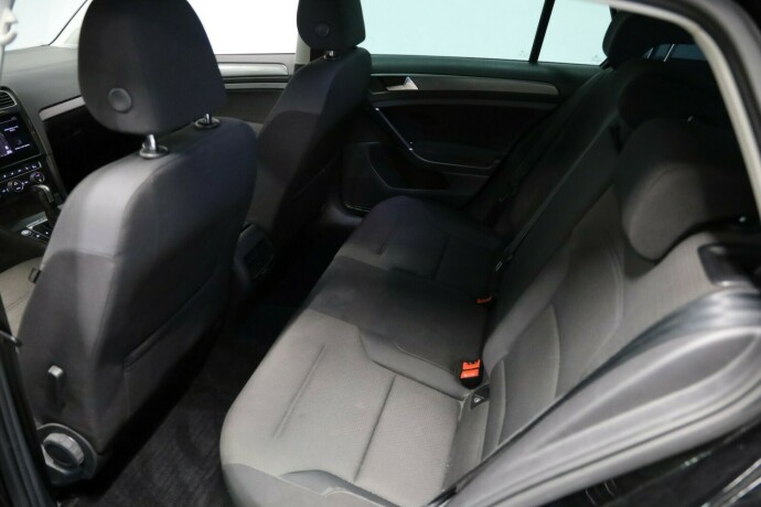 volkswagen-golf-elektrisitet-2020-big-8