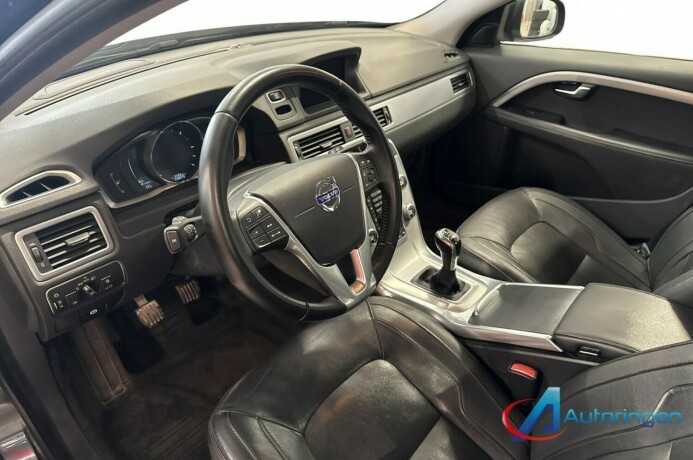 volvo-v70-diesel-2016-big-10