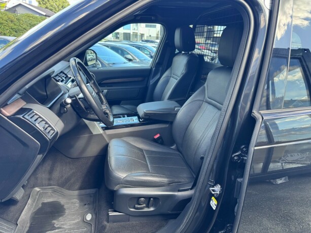 land-rover-discovery-diesel-2020-big-12