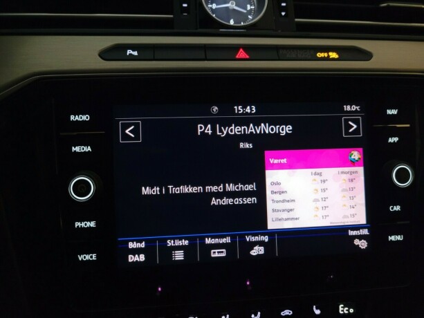 volkswagen-passat-elektrisitetbensin-2018-big-37