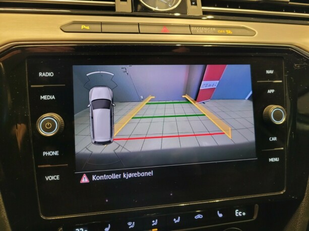 volkswagen-passat-elektrisitetbensin-2018-big-33