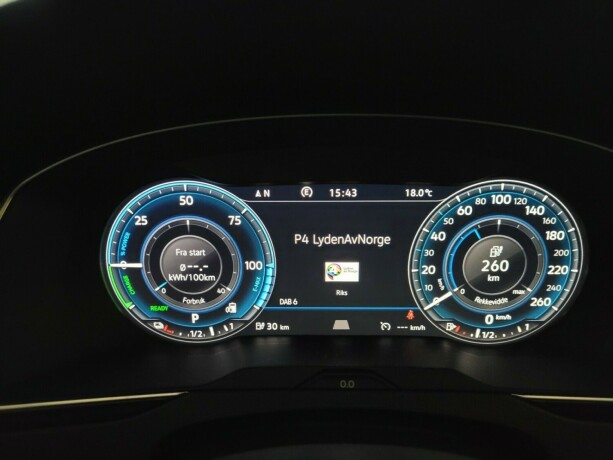 volkswagen-passat-elektrisitetbensin-2018-big-27