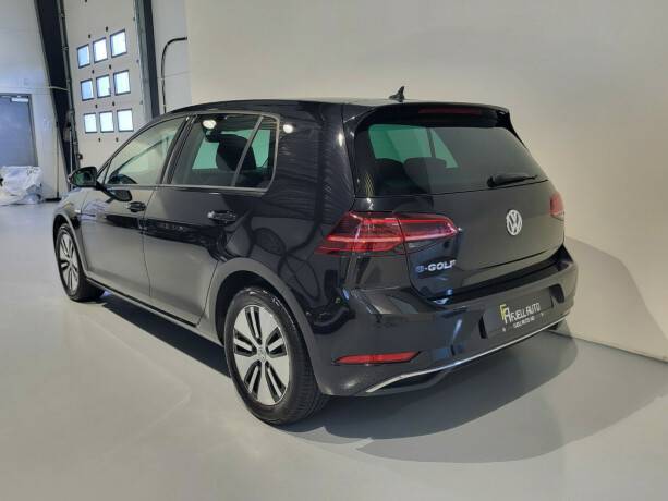 volkswagen-golf-elektrisitet-2020-big-5