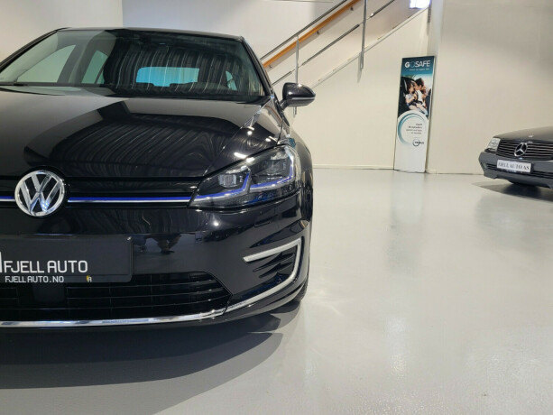 volkswagen-golf-elektrisitet-2020-big-2