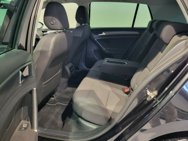 volkswagen-golf-elektrisitet-2020-big-19