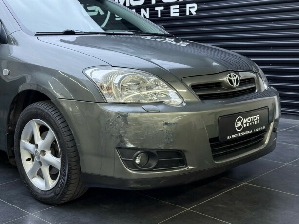 toyota-corolla-bensin-2006-big-2