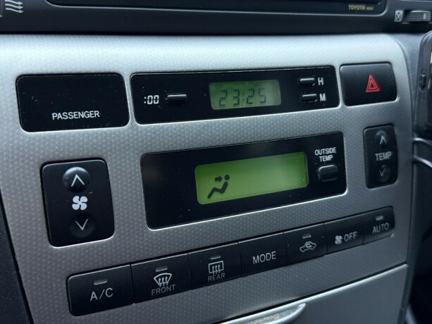 toyota-corolla-bensin-2006-big-16