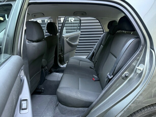 toyota-corolla-bensin-2006-big-21