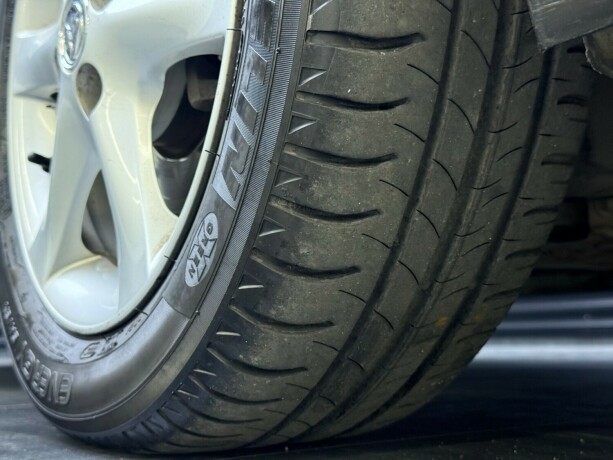 toyota-corolla-bensin-2006-big-8