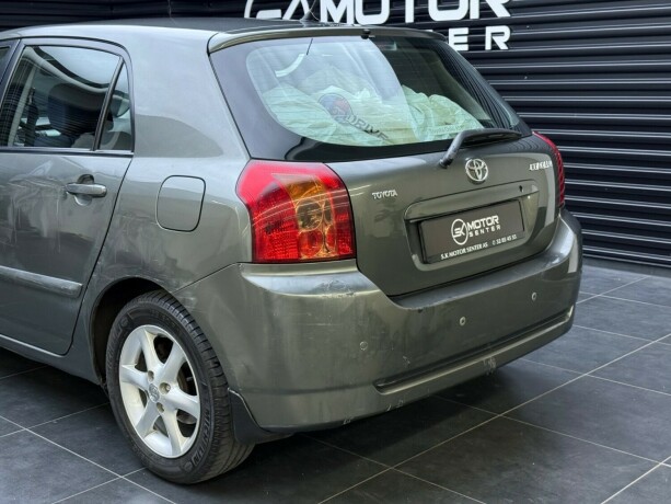 toyota-corolla-bensin-2006-big-5