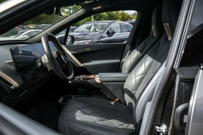 bmw-ix-m60-elektrisitet-2022-big-39