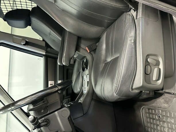 land-rover-discovery-diesel-2014-big-6