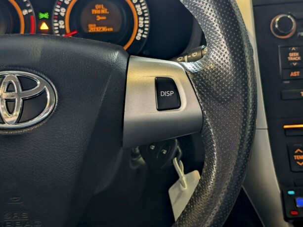 toyota-auris-diesel-2010-big-25