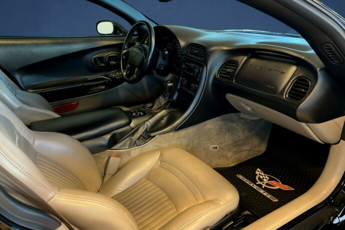 chevrolet-corvette-bensin-1999-big-14