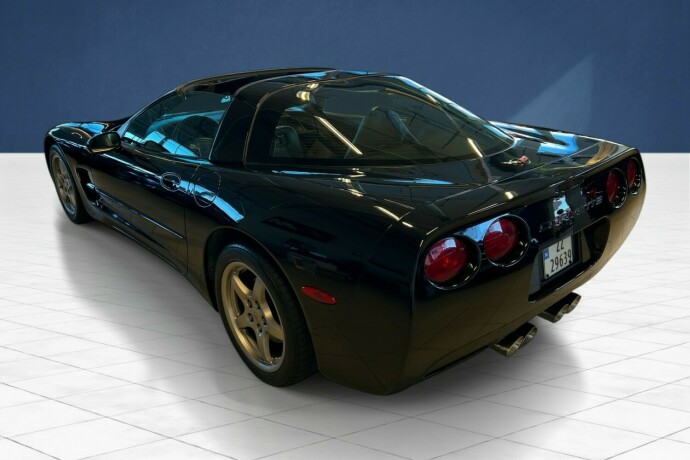 chevrolet-corvette-bensin-1999-big-11