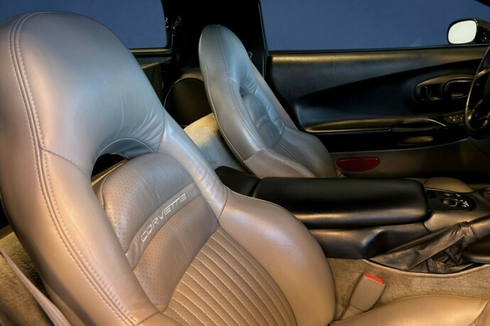 chevrolet-corvette-bensin-1999-big-15