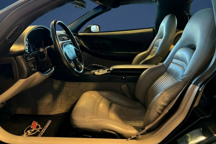 chevrolet-corvette-bensin-1999-big-13