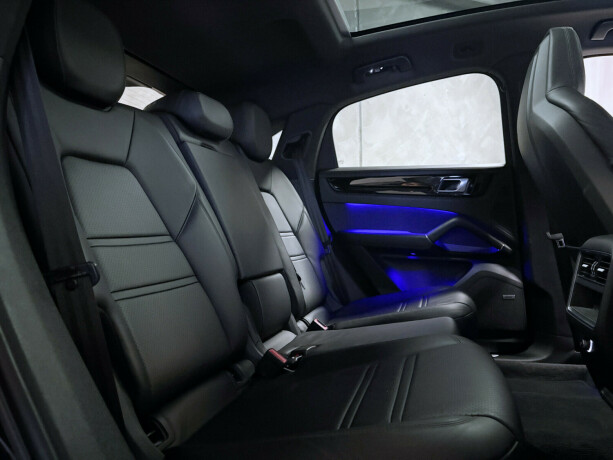 porsche-cayenne-coupe-elektrisitetbensin-2020-big-2